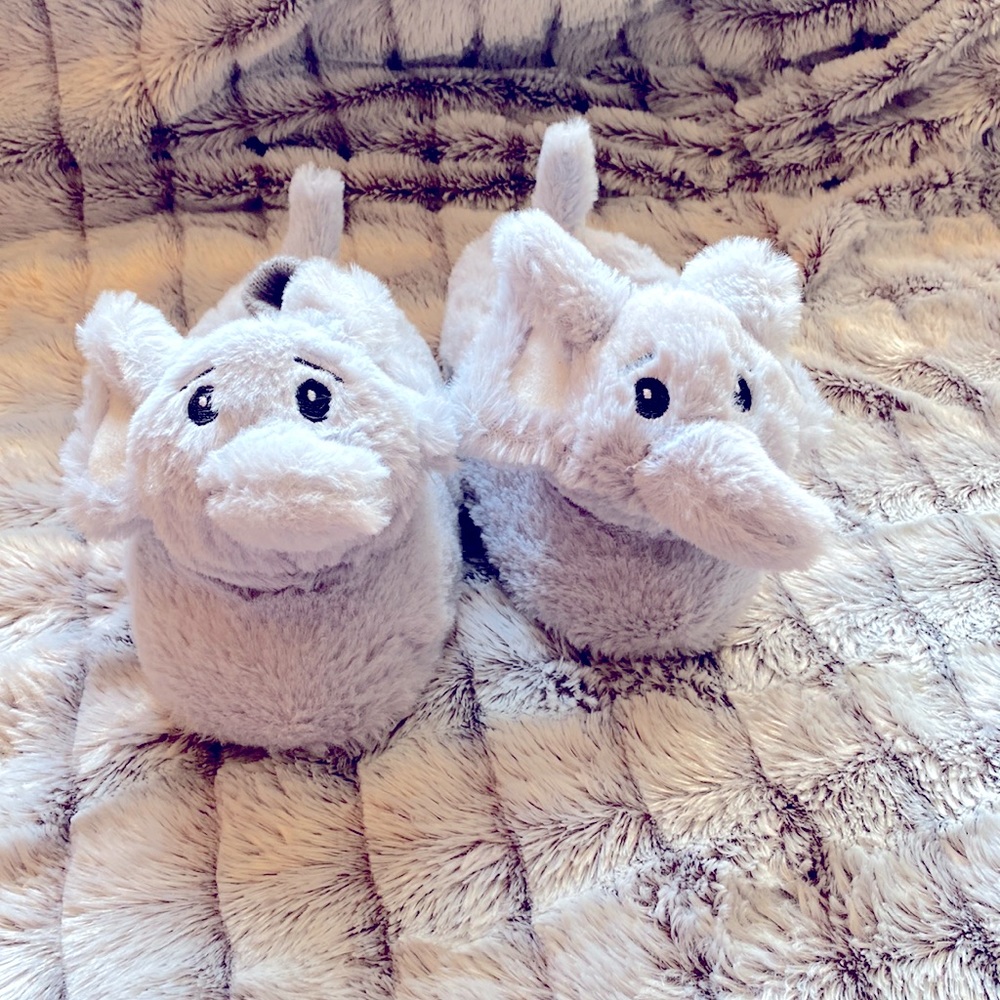 Elephant plush slippers- No wear and tear- Brand new Size Baby/Toddler 7-8